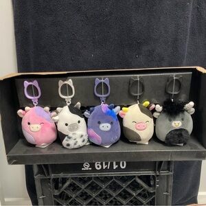 Squishmellow cow clip set